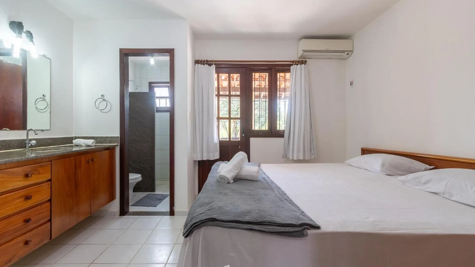 Dom wakacyjny Rsms - Condominio Charmoso A Apenas 400M Da Praia De Taperapuan Porto Seguro Brazylia